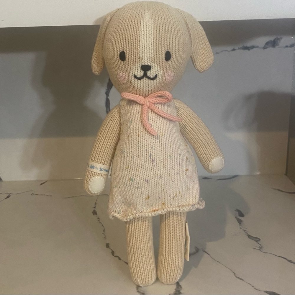 Cuddle + kind Mia the dog 13”
